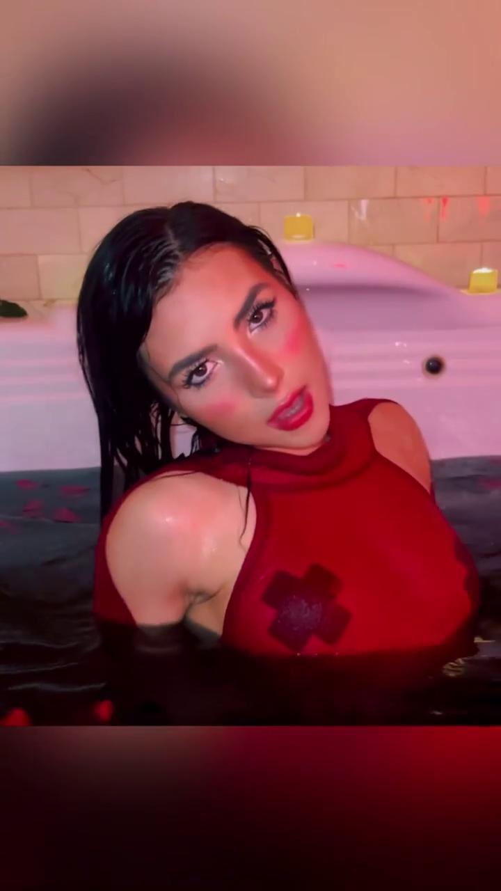 andrea_botez_nipple_pasties_wet_bodysuit_video_leaked-awymbg andrea botez nipple pasties wet bodysuit video leaked awymbg