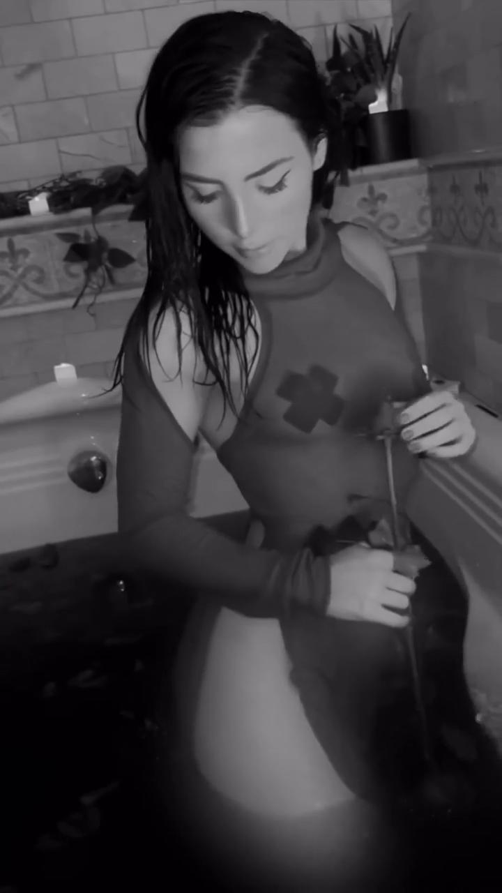 andrea_botez_nipple_pasties_wet_bodysuit_video_leaked-hahujh andrea botez nipple pasties wet bodysuit video leaked hahujh