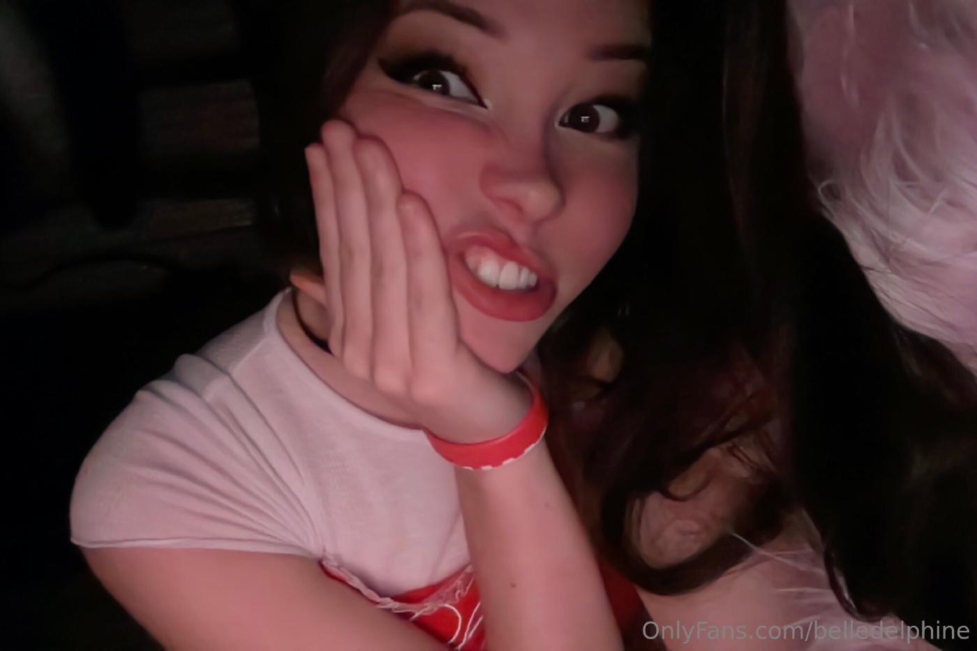 belle_delphine_cute_laptop_selfies_onlyfans_set_leaked-silmnc belle delphine cute laptop selfies onlyfans set leaked silmnc