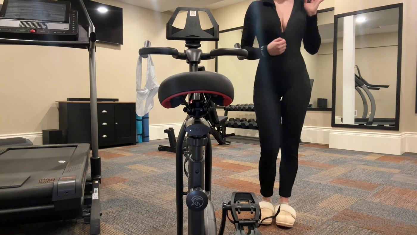 christina_khalil_thong_pussy_grinding_onlyfans_video_leaked-akjuhu christina khalil thong pussy grinding onlyfans video leaked akjuhu