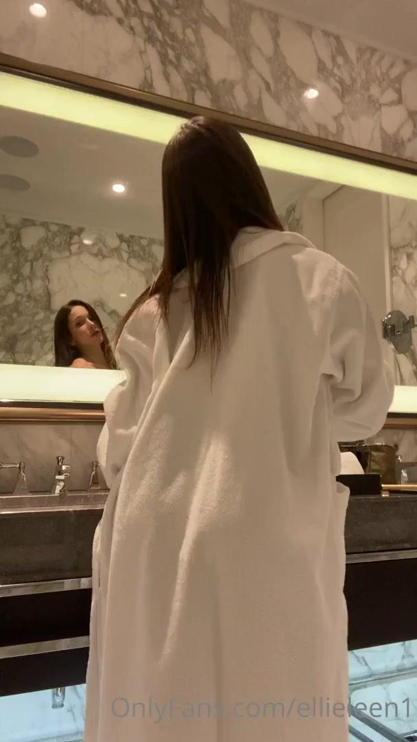 ellieleen1 nude bathroom robe strip onlyfans video leaked dbpirg