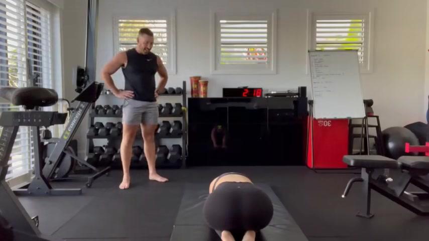 isabelle eleanore nude gym yoga onlyfans video leaked hhtkwq
