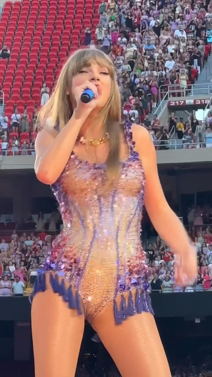 taylor swift camel toe bodysuit video leaked smhvzm 1