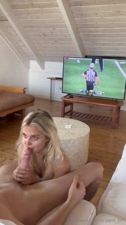 trippie_bri_football_game_blowjob_onlyfans_video_leaked-qnpned trippie bri football game blowjob onlyfans video leaked qnpned