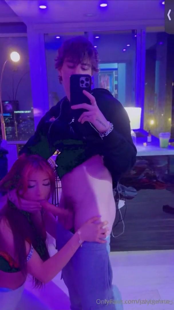 waifumiia nude blowjob selfie onlyfans video leaked zqsnpi