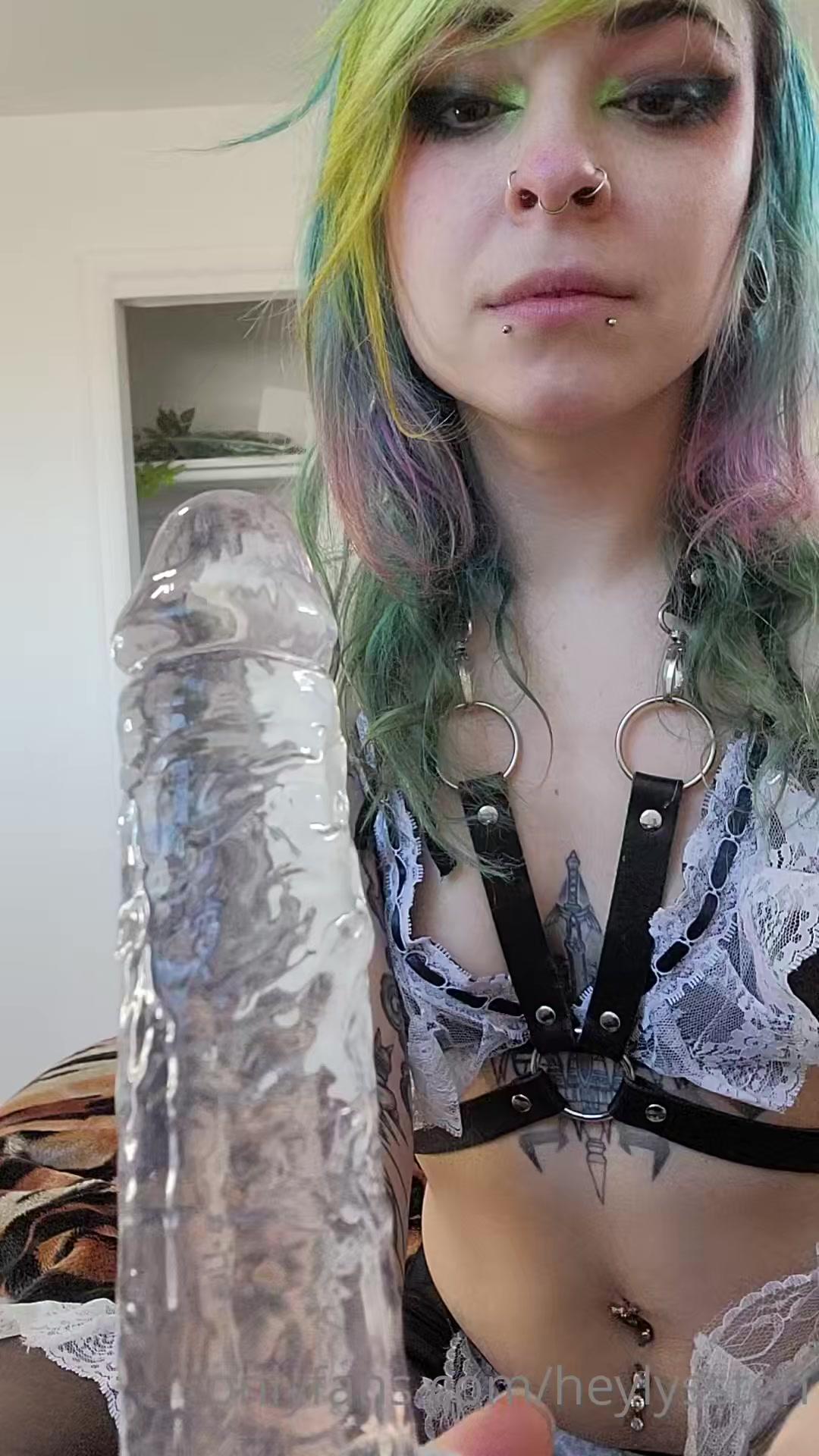 heylyssten close up dildo blowjob onlyfans video leaked zzrhel