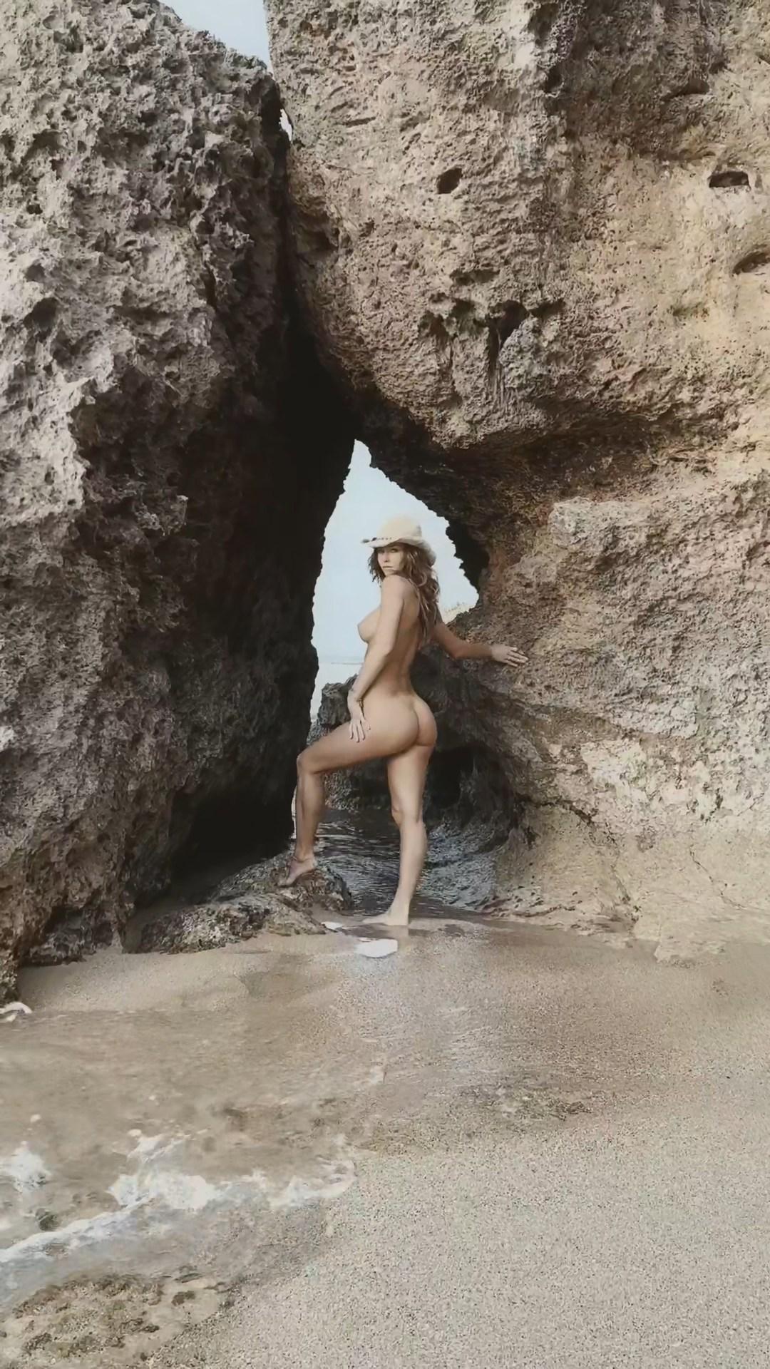 rachel_cook_nude_bikini_beach_strip_onlyfans_video_leaked-xyrlsd rachel cook nude bikini beach strip onlyfans video leaked