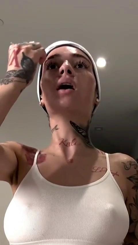 bhad bhabie nipple pokies teasing onlyfans video leaked ueeagc