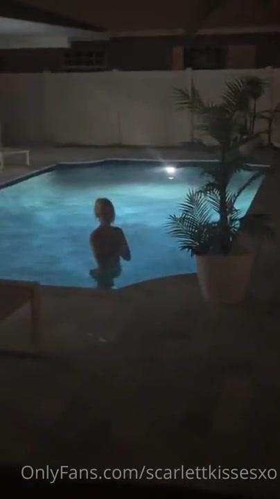 scarlettkissesxo outdoor pool blowjob onlyfans video leaked ppgbjq influencers gonewild