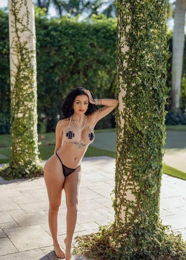 malu trevejo nude nipple pasties onlyfans set leaked zaqejk influencersgonewild
