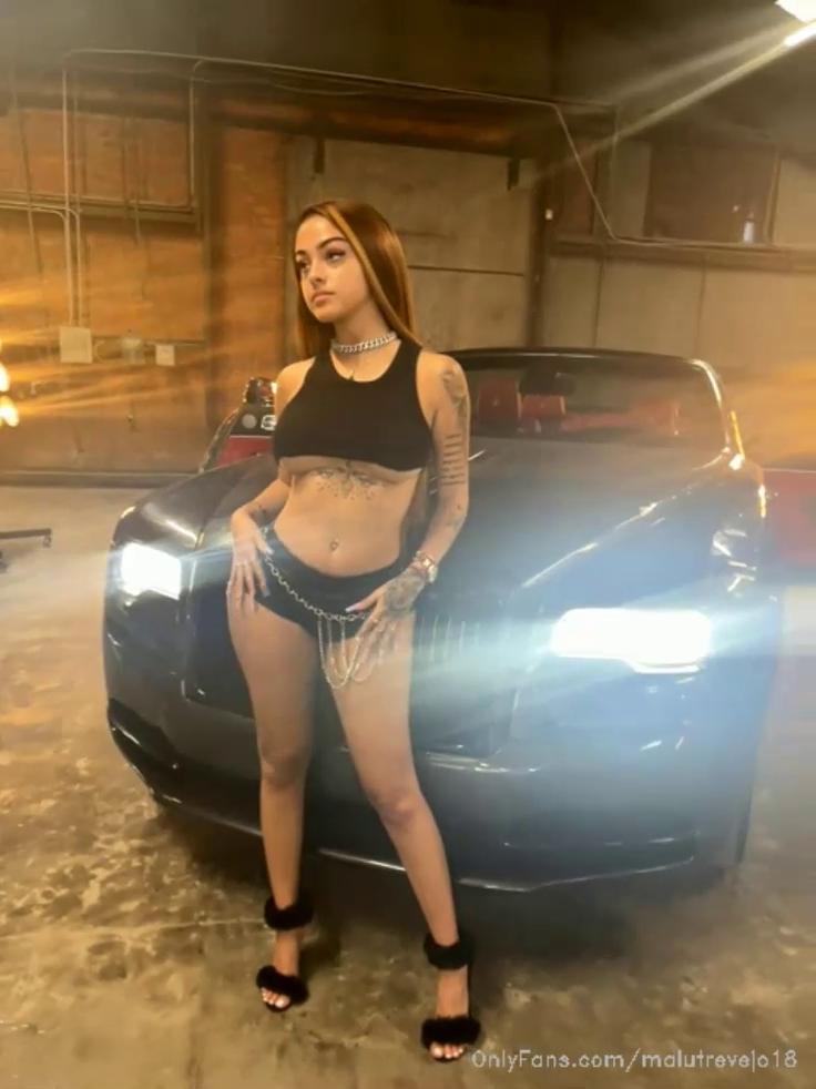 malu trevejo twerking bts car photoshoot onlyfans video leaked zwfdqs influencersgonewild