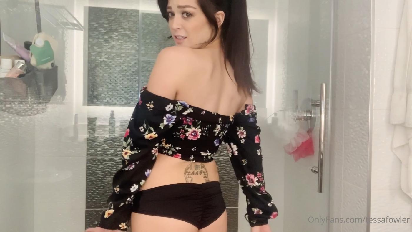 tessa fowler nude bathroom strip onlyfans video leaked cewxpy influencersgonewild