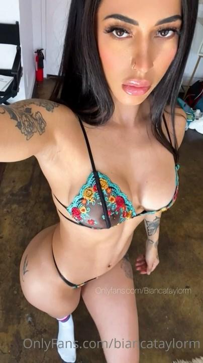 bianca_taylor_lingerie_socks_dance_onlyfans_video_leaked-cftift-influencersgonewild bianca taylor lingerie socks dance onlyfans video leaked cftift influencersgonewild