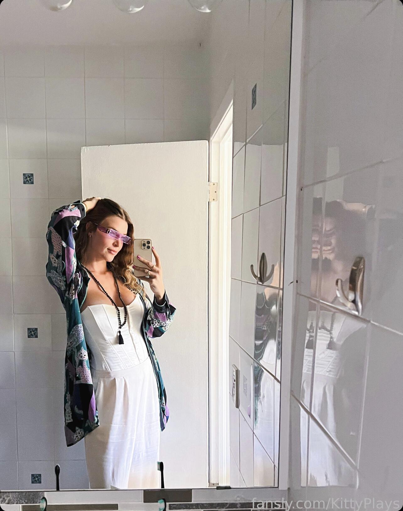 kittyplays sexy fansly set leaked iuoxvf influencersgonewild