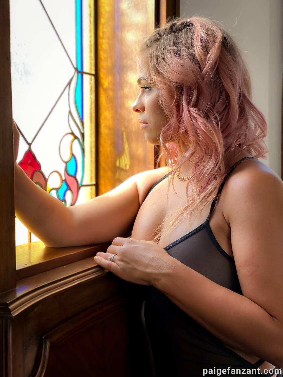 paige vanzant thong lingerie stilettos photoshoot set leaked unvxdk influencers gonewild