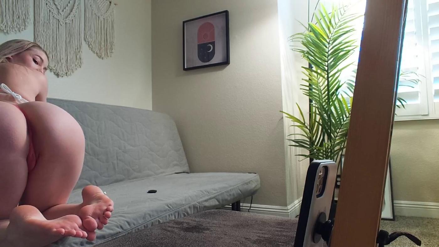 stpeach wet pussy december fansly livestream leaked swrdfk influencers gonewild