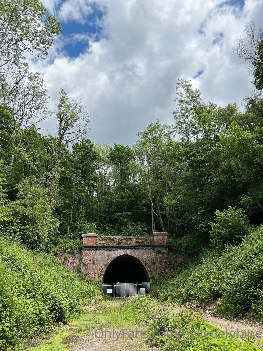 belle delphine pub lunch onlyfans set leaked gepxpd influencers gonewild