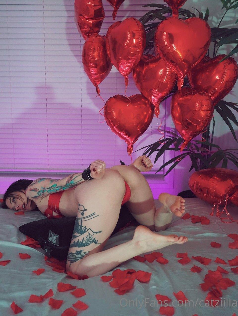 catziilla bondange valentines lingerie onlyfans set leaked pddlop influencers gonewild