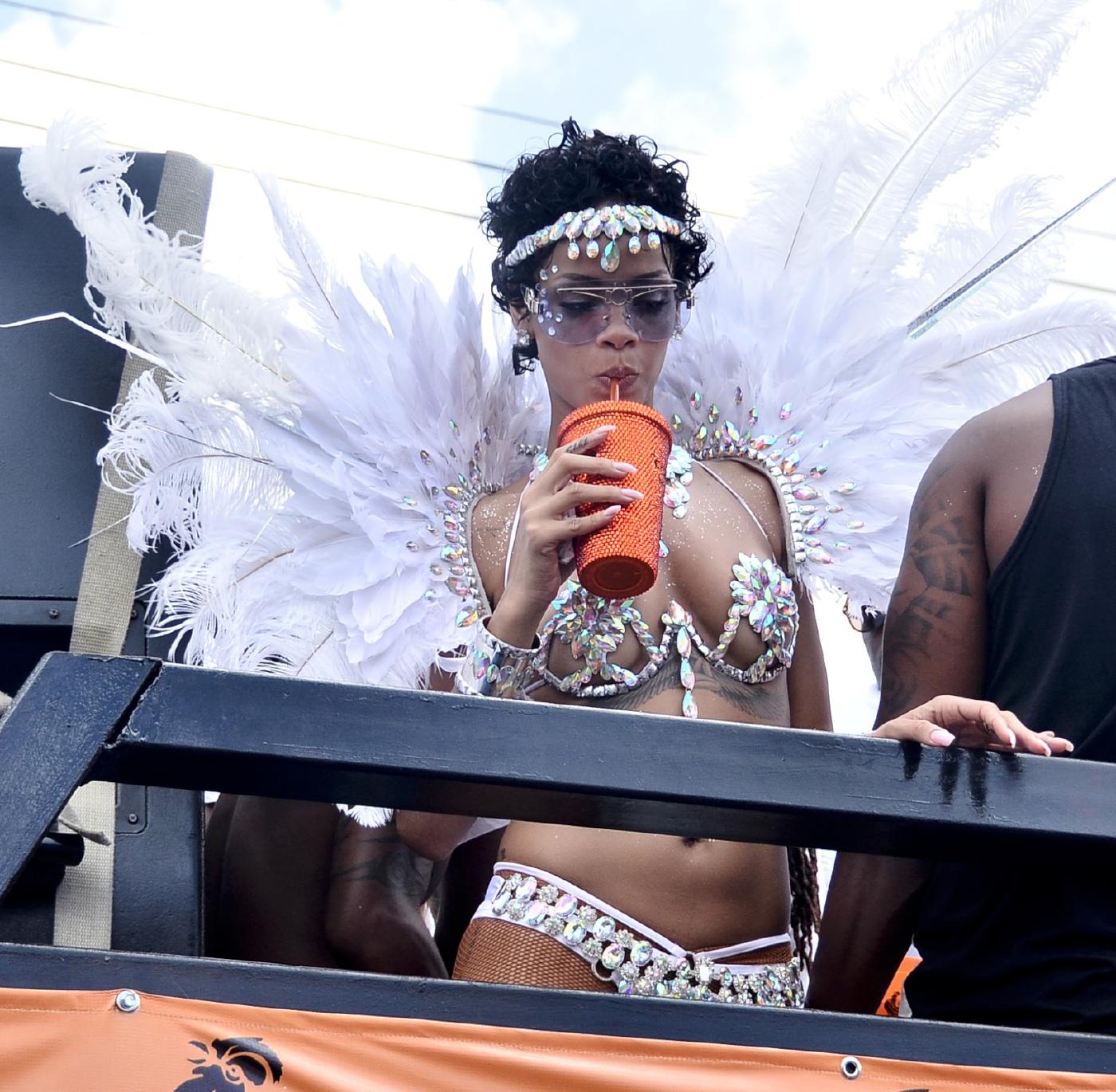 rihanna nip slip barbados festival photos leaked zzxgae influencers gonewild