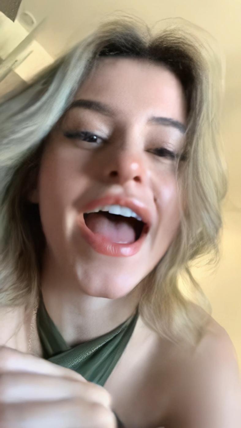 lea_elui_ginet_nipple_slip_instagram_livestream_leaked-mzyztl-influencers-gonewild lea elui ginet nipple slip instagram livestream leaked mzyztl influencers gonewild
