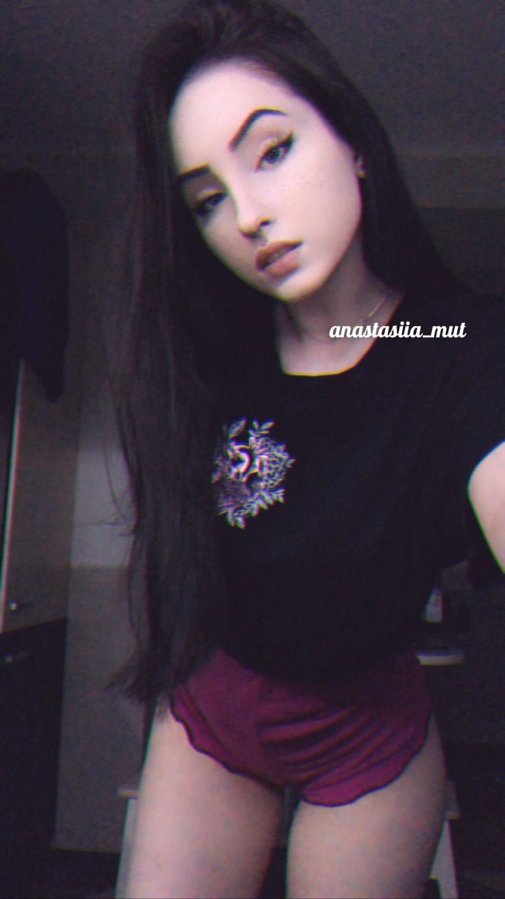 anastasia mut booty selfies onlyfans set leaked qljpyw influencers gonewild