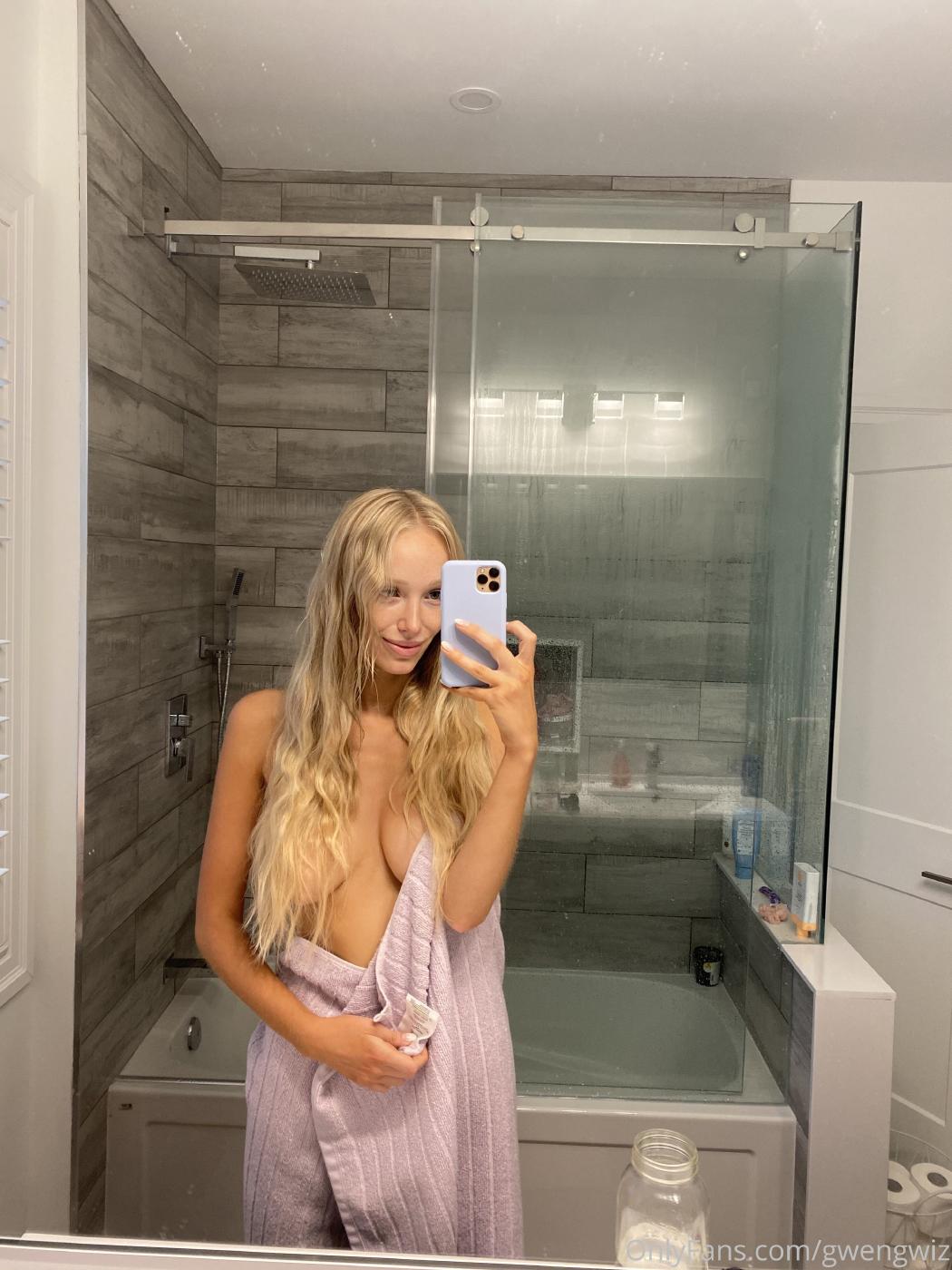 gwengwiz nude onlyfans collection leaked bumoge influencers gonewild