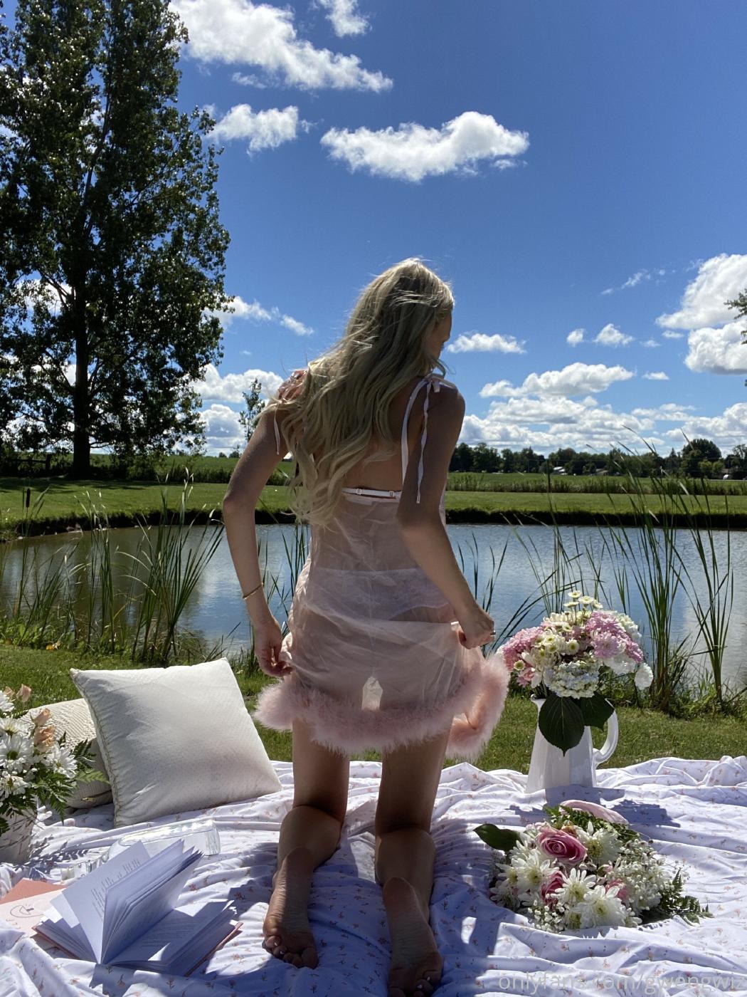 gwengwiz_nude_onlyfans_picnic_set_leaked-qlhfnz-influencers-gonewild gwengwiz nude onlyfans picnic set leaked qlhfnz influencers gonewild