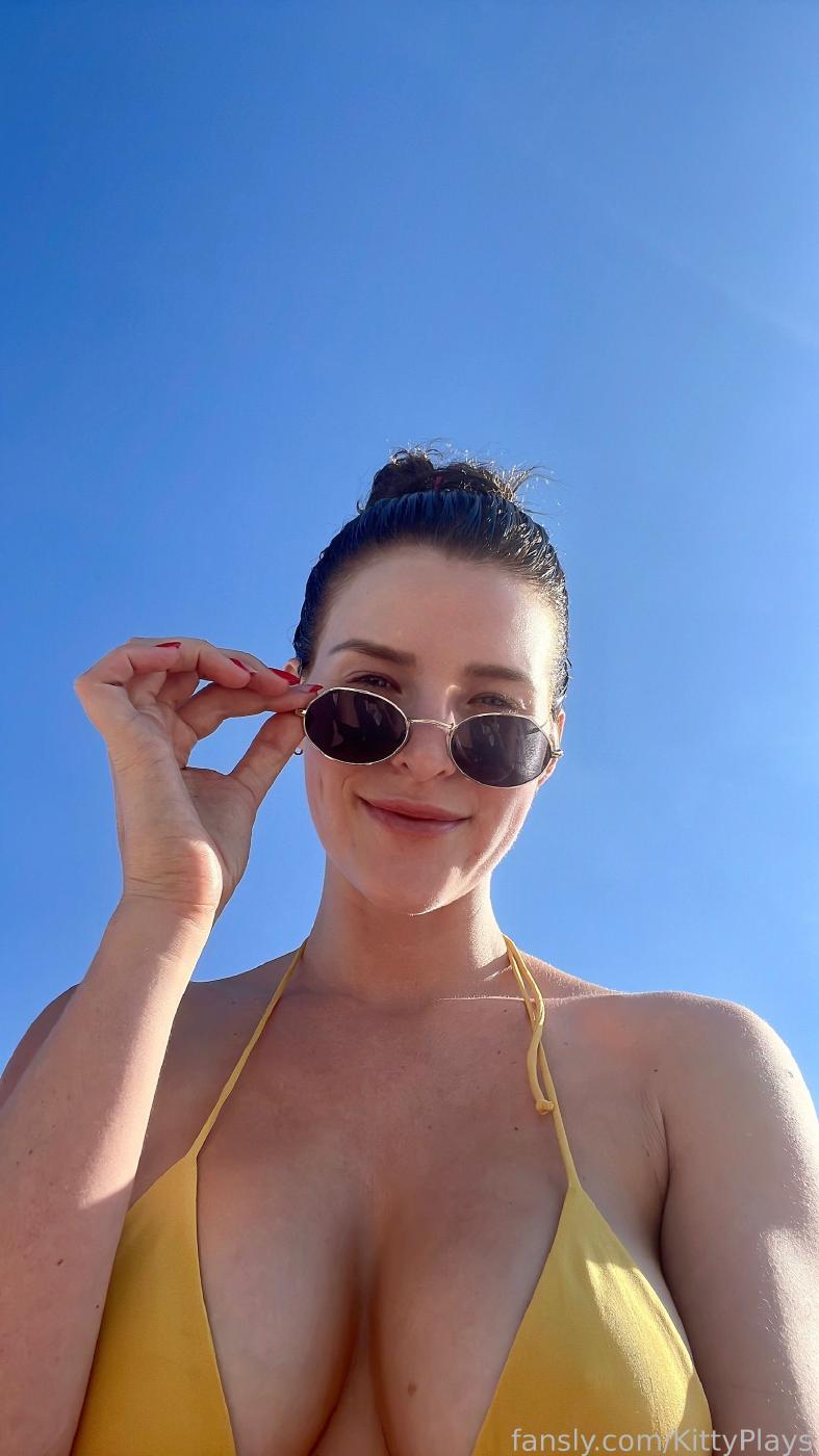 kittyplays sexy bikini beach fansly set leaked hzxjxb influencers gonewild