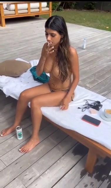 mia khalifa topless outdoor feet tease video leaked qbfsbk influencers gonewild
