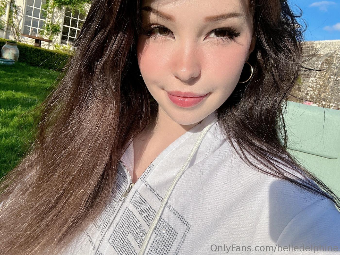 belle delphine naked in the garden onlyfans set leaked uogpjd influencers gonewild