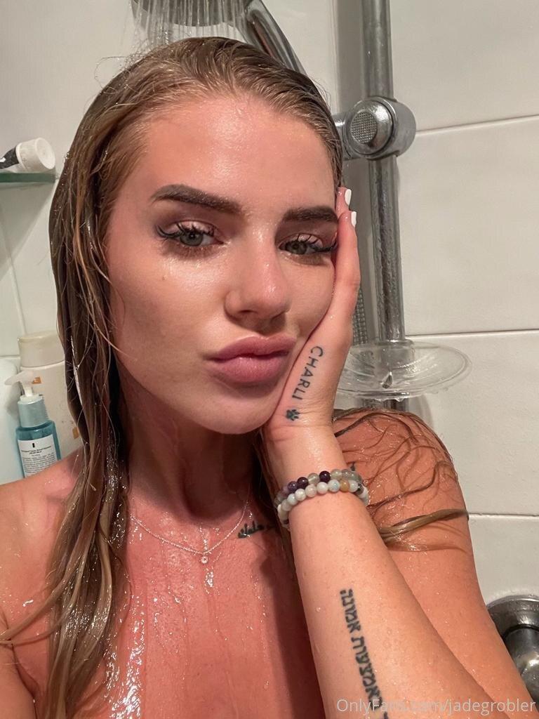 jade grobler outdoor bikini selfies onlyfans set leaked coycnf influencers gonewild