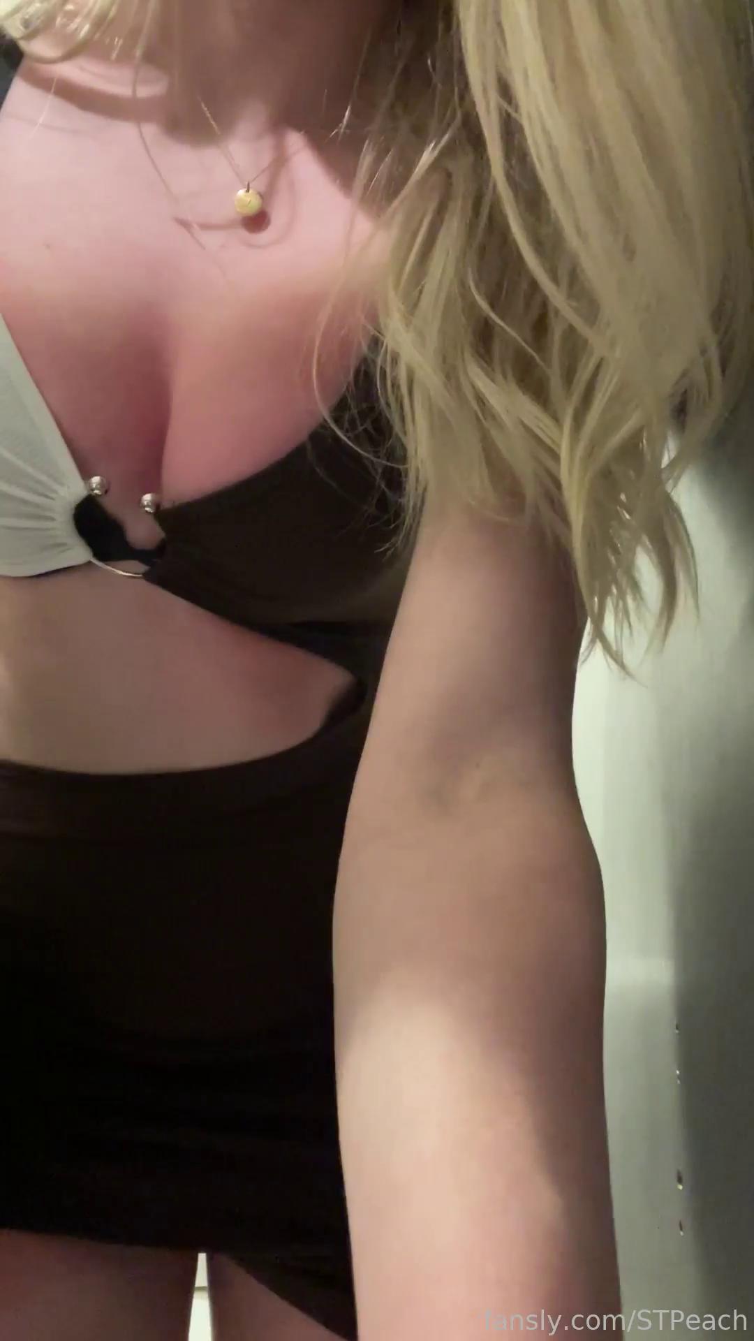 stpeach clubbing ass tease fansly video leaked aiejzp influencers gonewild