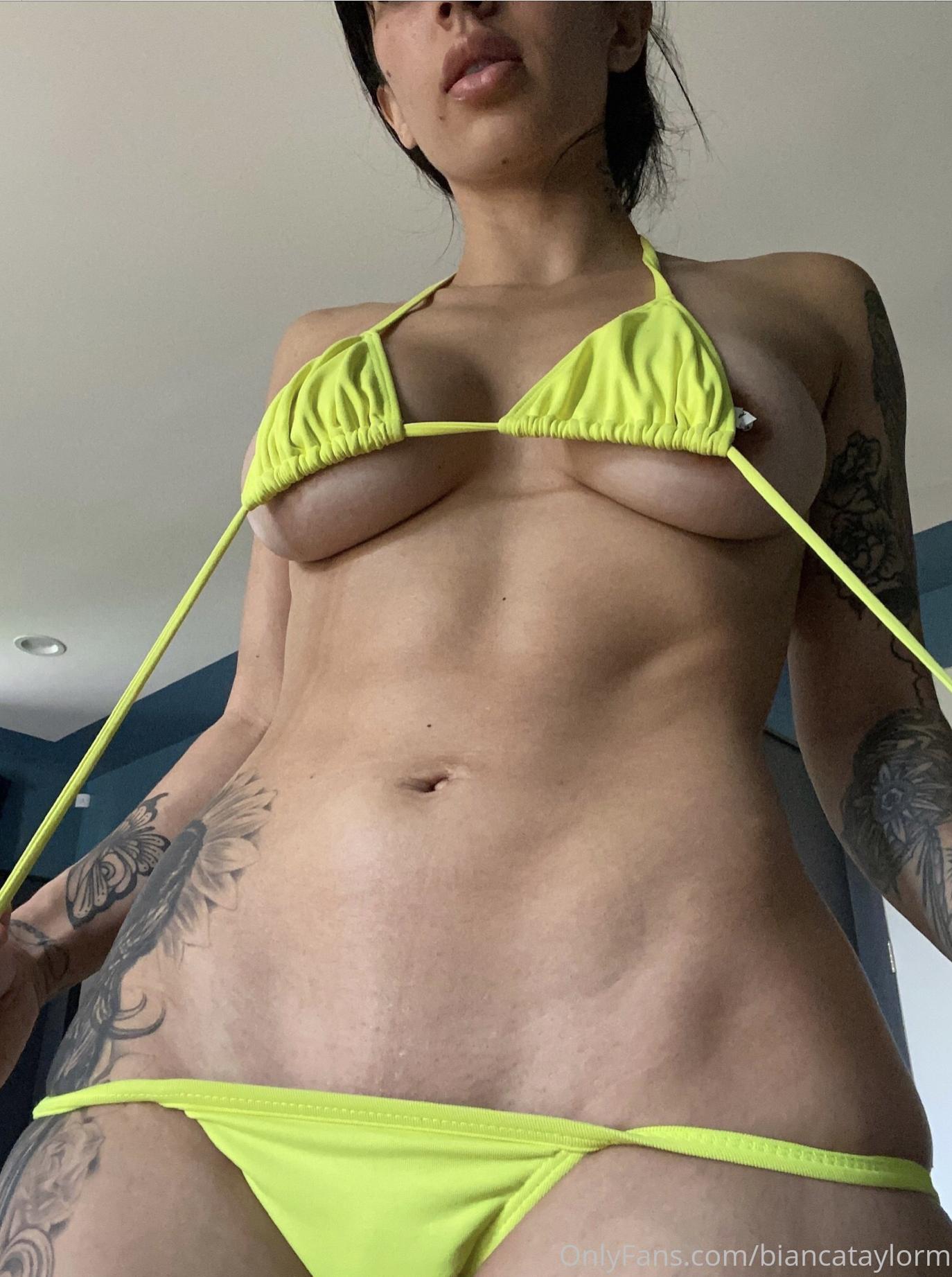 bianca taylor sara ames nude bikini onlyfans set leaked owoecg influencers gonewild