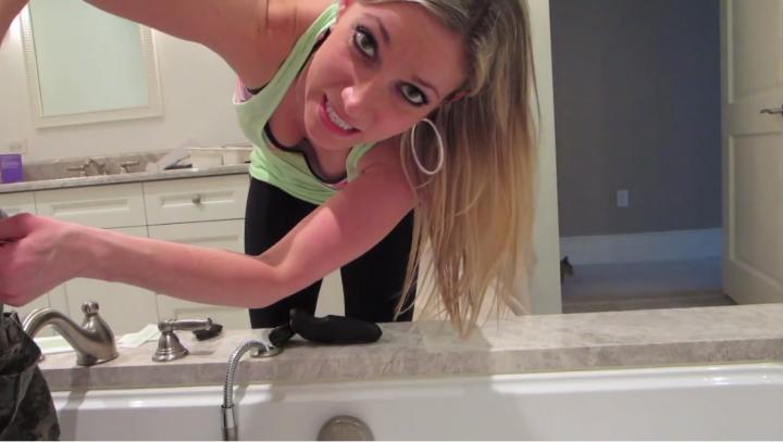 jen smith nip slips vfrwiq influencers gonewild
