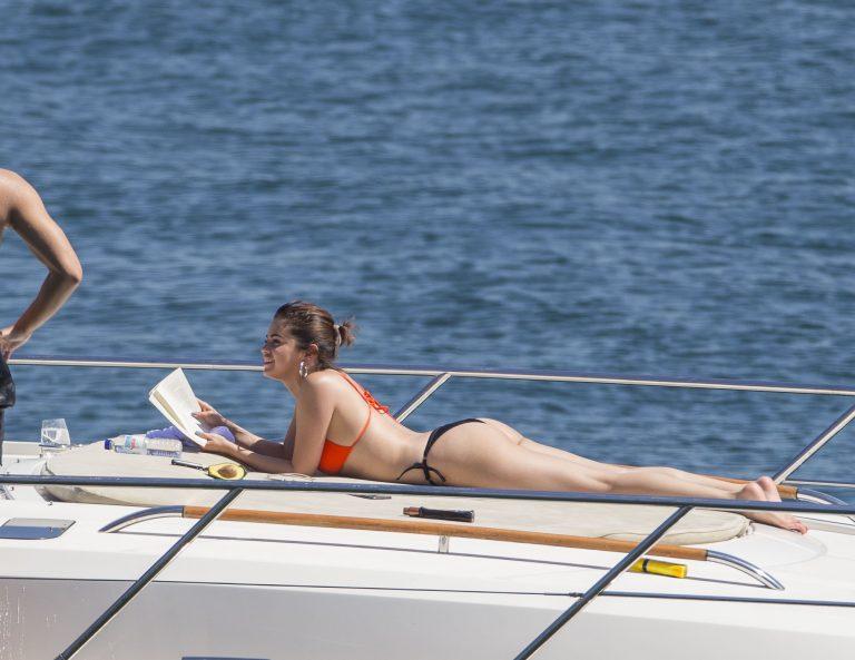 selena gomez thong bikini boat set leaked vdsxbg influencers gonewild