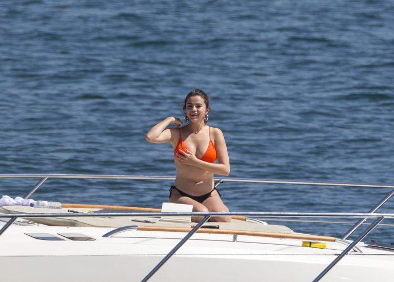 selena gomez thong bikini boat set leaked xhmgiq influencers gonewild