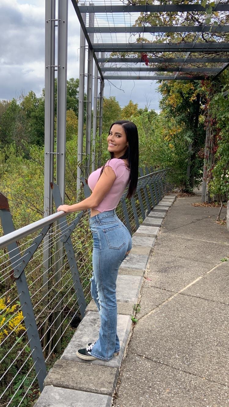 erin olash bikini denim jeans set leaked wxtusf influencers gonewild