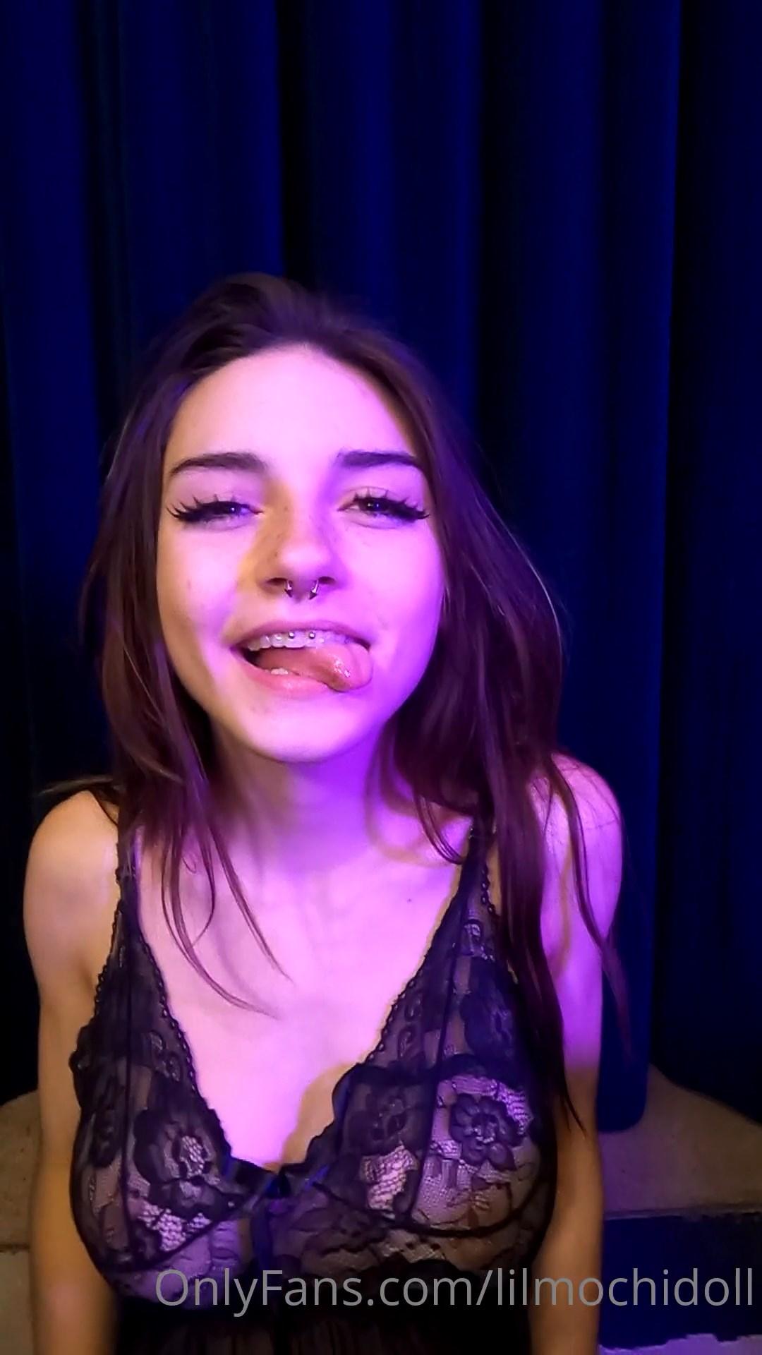 lilmochidoll nude blowjob deepthroat onlyfans video leaked xuoweo influencers gonewild