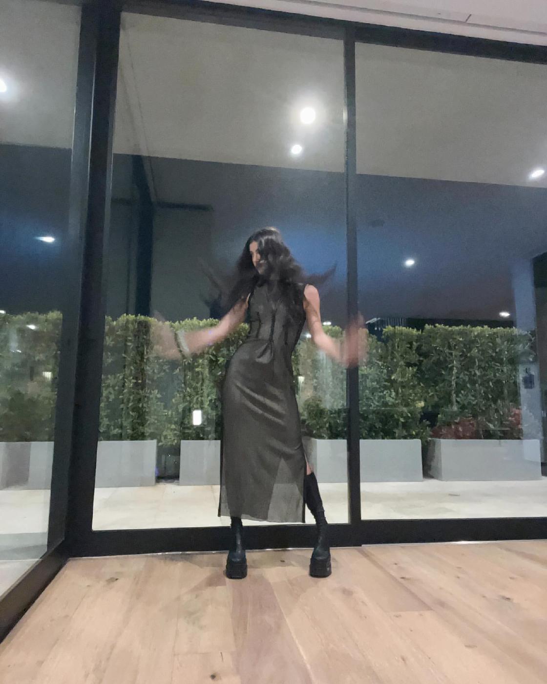charli_damelio_tight_see-through_gown_dress_set_leaked-gemzpo-influencers-gonewild charli damelio tight see through gown dress set leaked gemzpo influencers gonewild