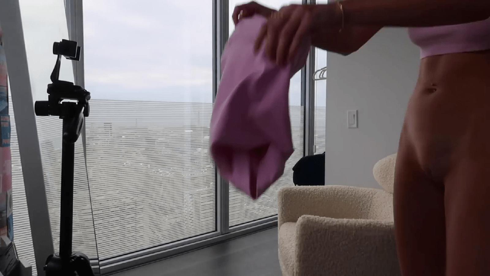 gwengwiz pussy flash iyxked influencers gonewild