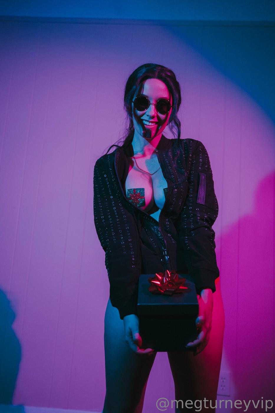meg turney dick in a box onlyfans set leaked lpfyox influencers gonewild