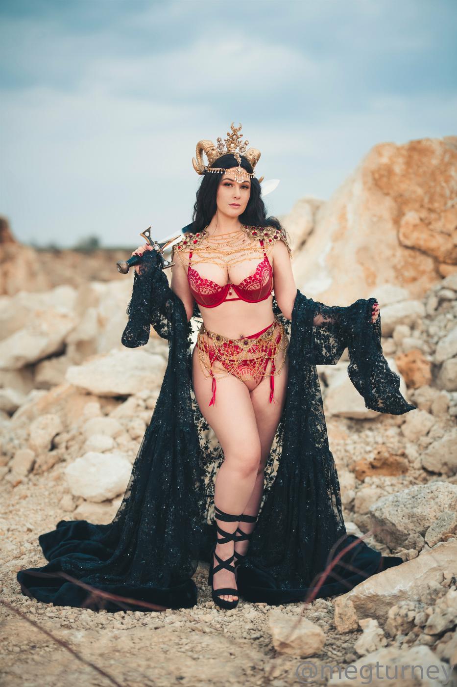 meg turney nude topless aries onlyfans set leaked qgrwgi influencers gonewild