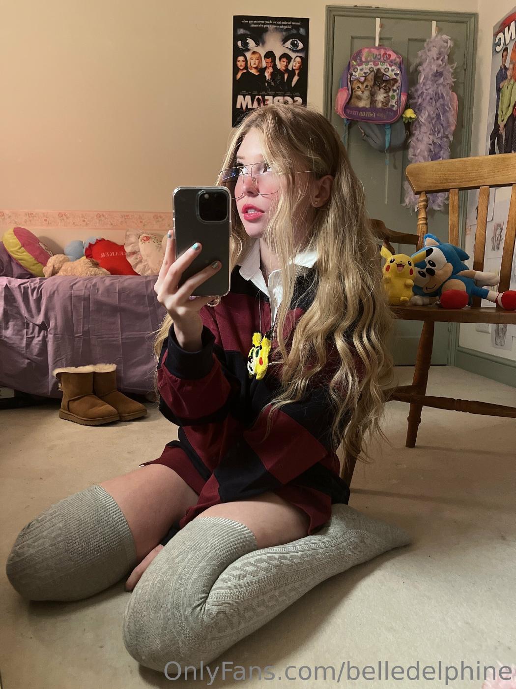 belle delphine thong ass sonichu selfie onlyfans set leaked wnghbu influencers gonewild