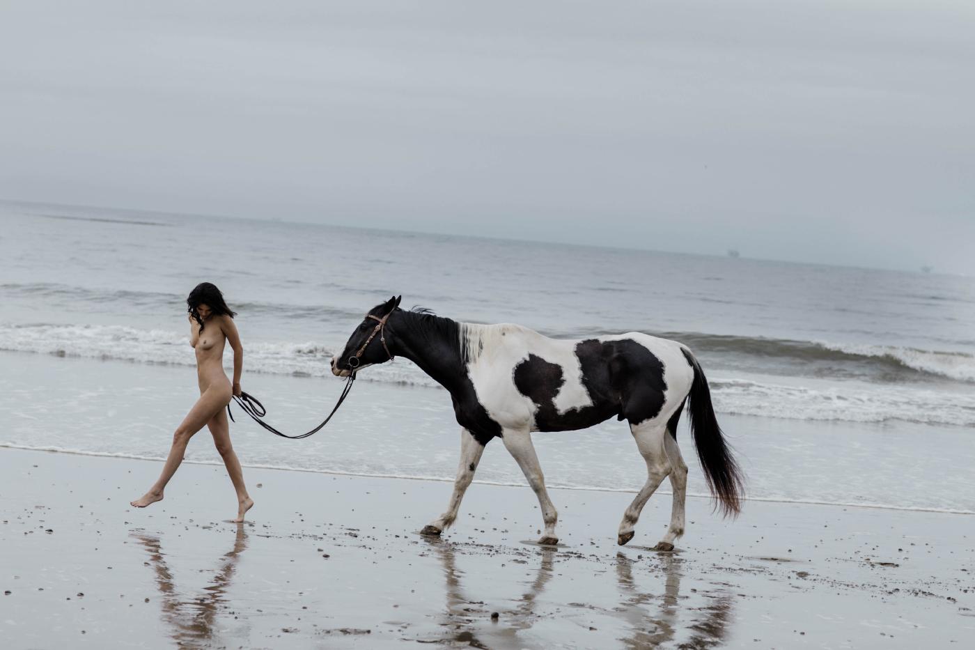 kendall_jenner_nude_horse_riding_set_leaked-qwyikw-influencers-gonewild kendall jenner nude horse riding set leaked qwyikw influencers gonewild