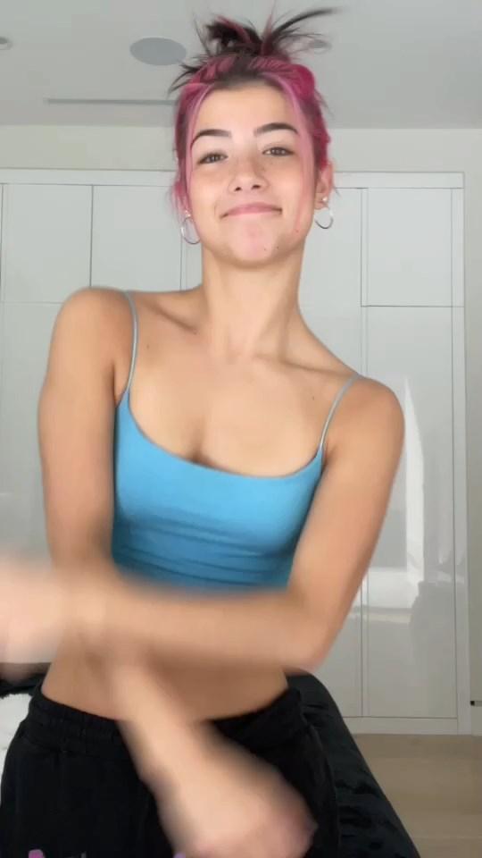 charli_damelio_sexy_tank_top_dance_video_leaked-tuphez-influencers-gonewild charli damelio sexy tank top dance video leaked tuphez influencers gonewild